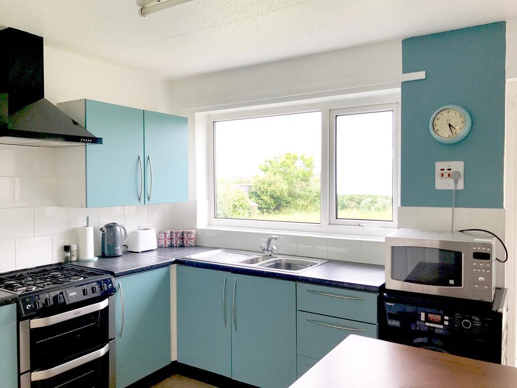Ednyfed South Stack Road Villa Holyhead Exterior photo