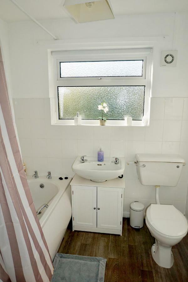 Ednyfed South Stack Road Villa Holyhead Exterior photo